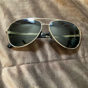 Merrys, design in Italy, pretty and comfy, aviator style, sunglasses.